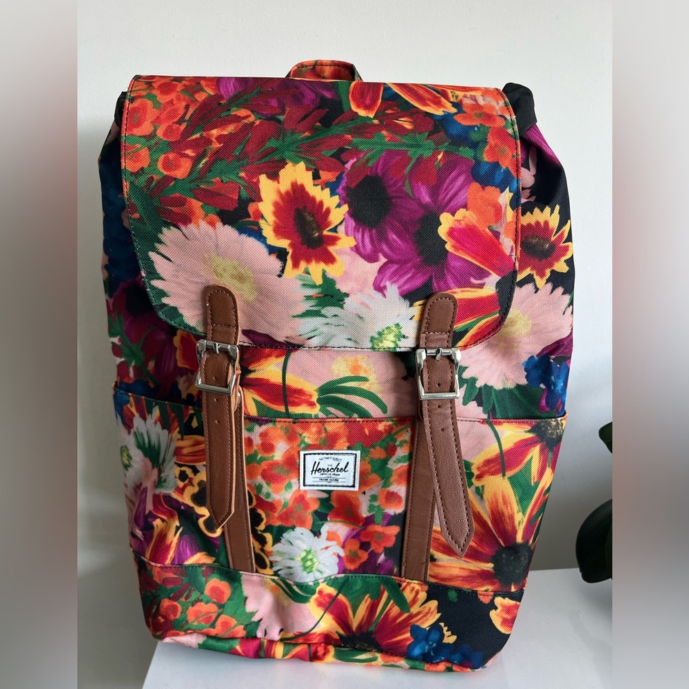 Herschel Floral Backpack  NEW